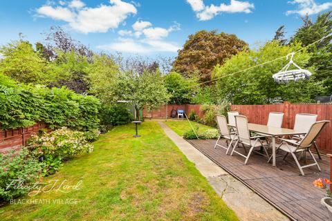 4 bedroom semi-detached house for sale, Shooters Hill Road, London, SE3