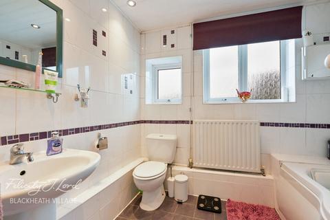 4 bedroom semi-detached house for sale, Shooters Hill Road, London, SE3