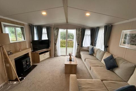 2 bedroom mobile home for sale, Pentrebeirdd, Guilsfield, Welshpool