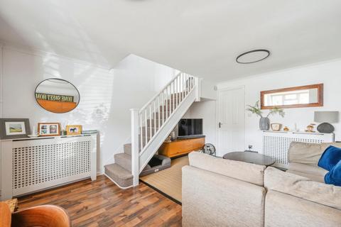 30 Baskeyfield Close, Lichfield, WS14 9YT