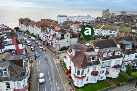 3 bedroom apartment for sale, STATION ROAD, Westcliff-On-Sea