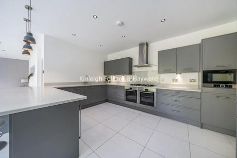 46 Stone Road, Bromley, BR2 9AU
