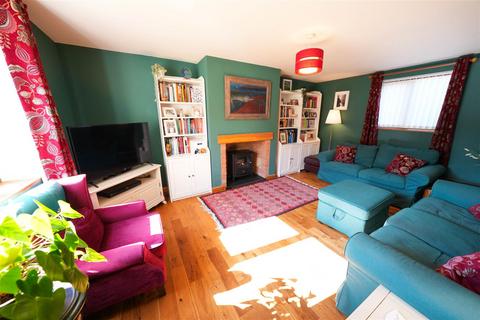 3 Beacon Rise, Chulmleigh, EX18 7BP