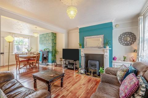 3 bedroom terraced house for sale, Tonbridge Road, Wateringbury, Maidstone