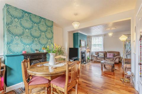 3 bedroom terraced house for sale, Tonbridge Road, Wateringbury, Maidstone