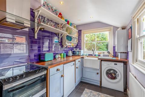 3 bedroom terraced house for sale, Tonbridge Road, Wateringbury, Maidstone