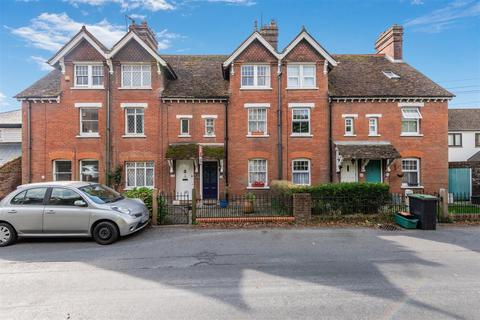 3 bedroom terraced house for sale, Tonbridge Road, Wateringbury, Maidstone