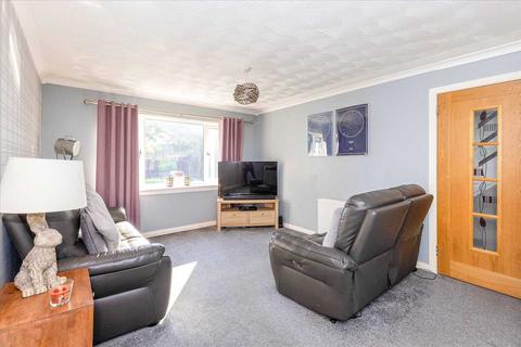 3 bedroom terraced house for sale, Birkenshaw Way, Armadale