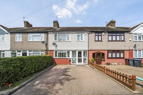 3 bedroom terraced house for sale, Victoria Road, Mitcham