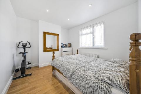 35 Victoria Road, Mitcham, CR4 3JB