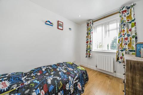 35 Victoria Road, Mitcham, CR4 3JB