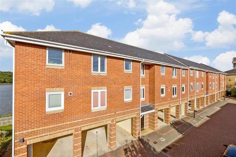 2 bedroom apartment for sale, Cheldoc Rise, St Marys Island, Chatham, Kent