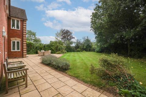 4 bedroom detached house for sale, Walton Way, Wellesbourne