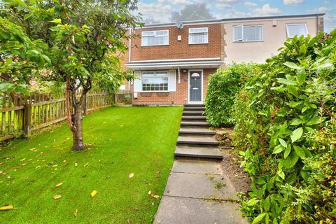 3 bedroom terraced house for sale, Hadrian Gardens, Nottingham