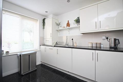 25 Bowes Gardens, Springwell, Gateshead, NE9 7NZ