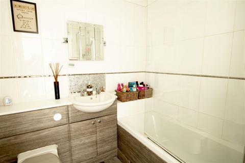 47 Harebell Close, Billericay, CM12 0TB