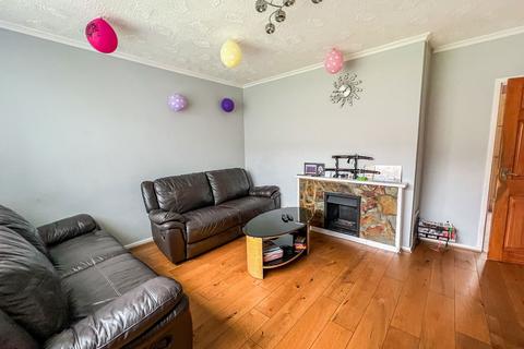 3 bedroom end of terrace house for sale, Parlaunt Road, Slough SL3