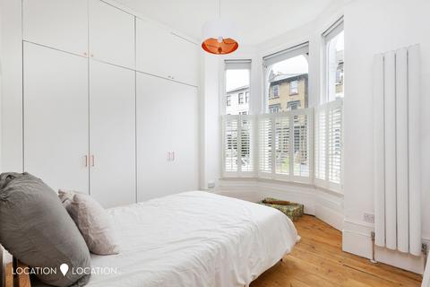 1 bedroom apartment to rent, Downs Road, London, E5