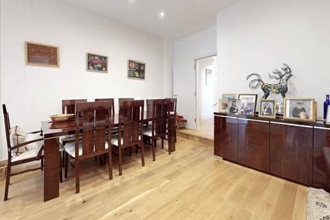 2 bedroom apartment for sale, Warwick Lodge, 103 Priory Road, South Hampstead, London, NW6