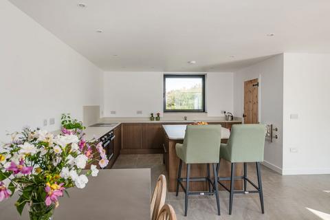 Crabwood Cottage Main Road, Littleton, Winchester, SO22 6PR