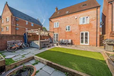 Voyager Drive, Swindon, Wiltshire