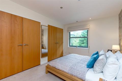 2/8 North Werber Road, Edinburgh, EH4 1TA