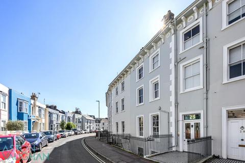 6 bedroom terraced house for sale, Park Crescent, Brighton BN2