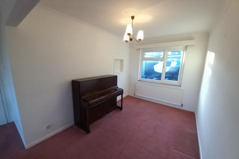 3 bedroom semi-detached house for sale, Ffriddoedd Road, Bangor LL57