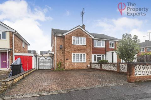 2 bedroom semi-detached house for sale, Quentin Road, Reading, RG5