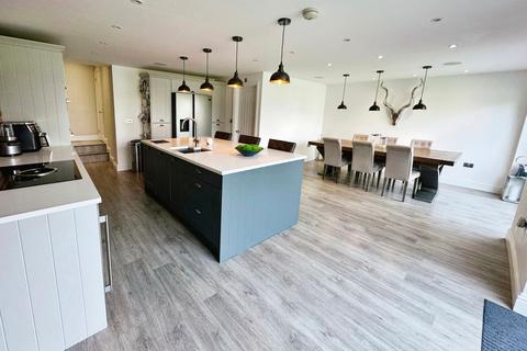 14 Arundel Drive, Corringham, Stanford-le-hope, SS17 7PG