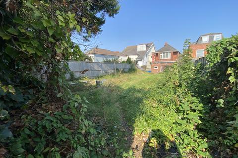 3 bedroom property with land for sale, Bargates, Christchurch BH23