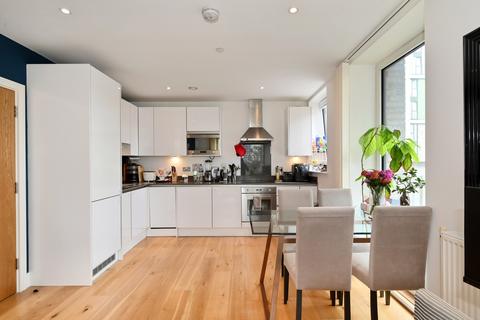 2 bedroom flat for sale, Thanet Tower, London E16