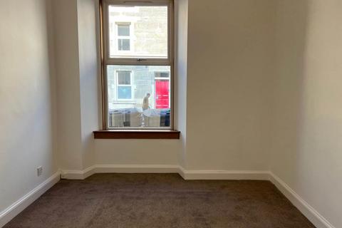 1 bedroom flat to rent, Newton Street, Edinburgh,