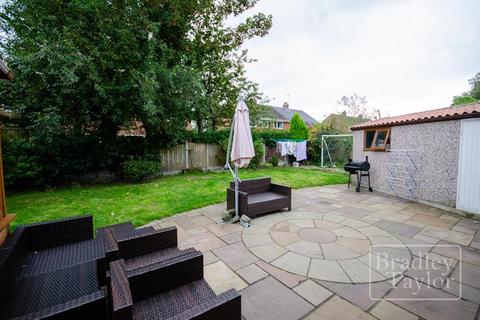 9 Oldfield, Penwortham, Preston, PR1 9ED