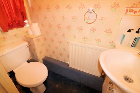 3 bedroom end of terrace house for sale, Sandpiper Drive, Slade Green, Kent, DA8