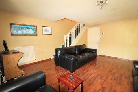 34 Sandpiper Drive, Erith, DA8 2NY