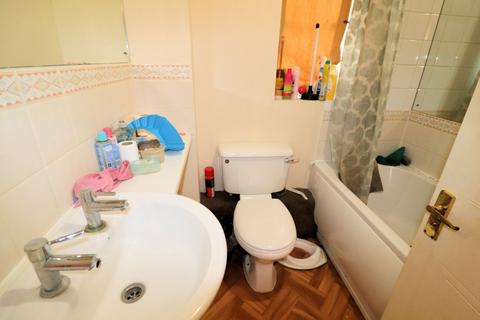 34 Sandpiper Drive, Erith, DA8 2NY