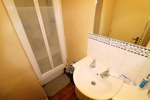 34 Sandpiper Drive, Erith, DA8 2NY