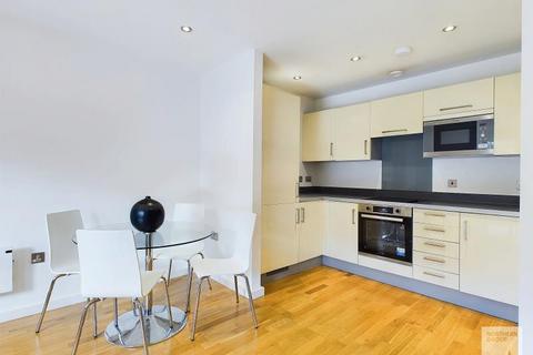 1 bedroom apartment to rent, Apt G.18 :: Flint Glass Wharf