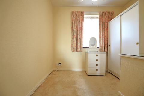 3 bedroom terraced house for sale, Long Furlong Drive, Slough