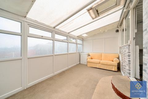3 bedroom semi-detached house for sale, The Drive, Collier Row, RM5