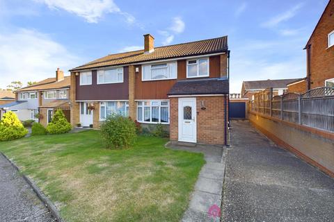 105 Fir Park, Harlow, CM19 4JT