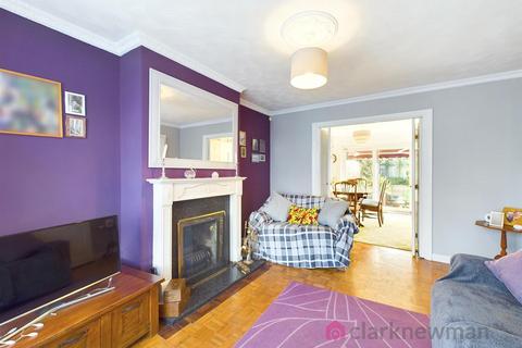 105 Fir Park, Harlow, CM19 4JT