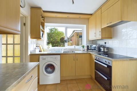 105 Fir Park, Harlow, CM19 4JT