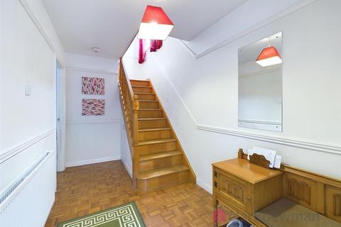 105 Fir Park, Harlow, CM19 4JT