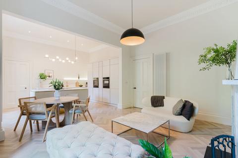 10 Blacket Place, Edinburgh, EH9 1RL