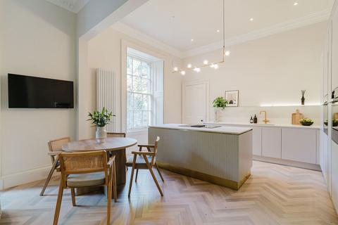 10 Blacket Place, Edinburgh, EH9 1RL