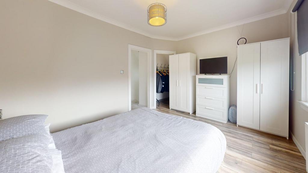 1-Bush-Crescent-Bedroom 1.jpg