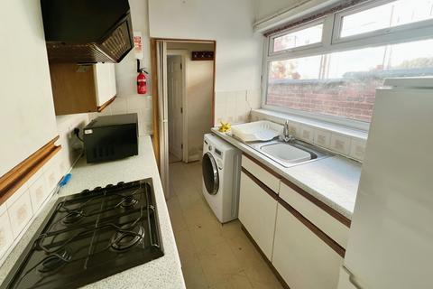 2 bedroom terraced house for sale, 51 Kirby Road, Earlsdon, Coventry, West Midlands CV5 6HL