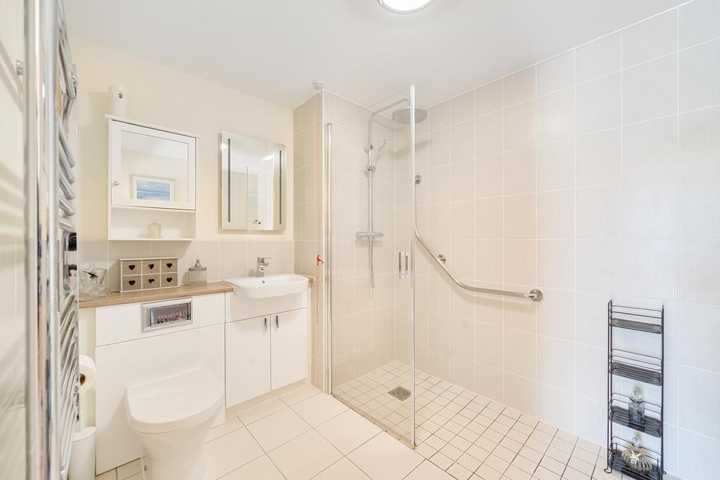 Ensuite Shower Room